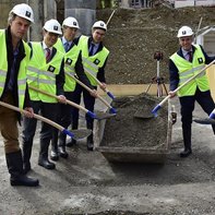Implenia and investor Allianz Suisse lay the foundation stone for the “sue&til” residential and commercial development in Winterthur Neuhegi