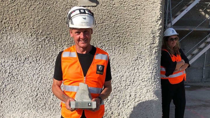 «Excellence» in Grundsteinlegung