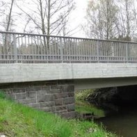 Renforcement d'un pont avec du béton de carbone à Kleinsaubernitz