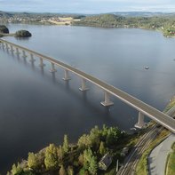 Implenia bygger Norges lengste jernbanebru i Tangenvika 