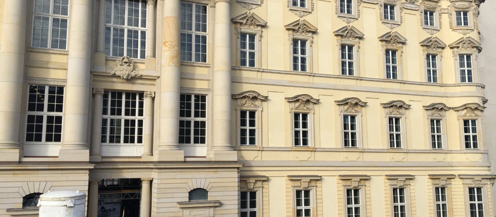 Frontansicht des Humboldt Forums im Berliner Schloss