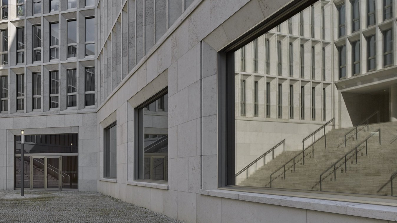 BMI Moabiter Werder, Berlin