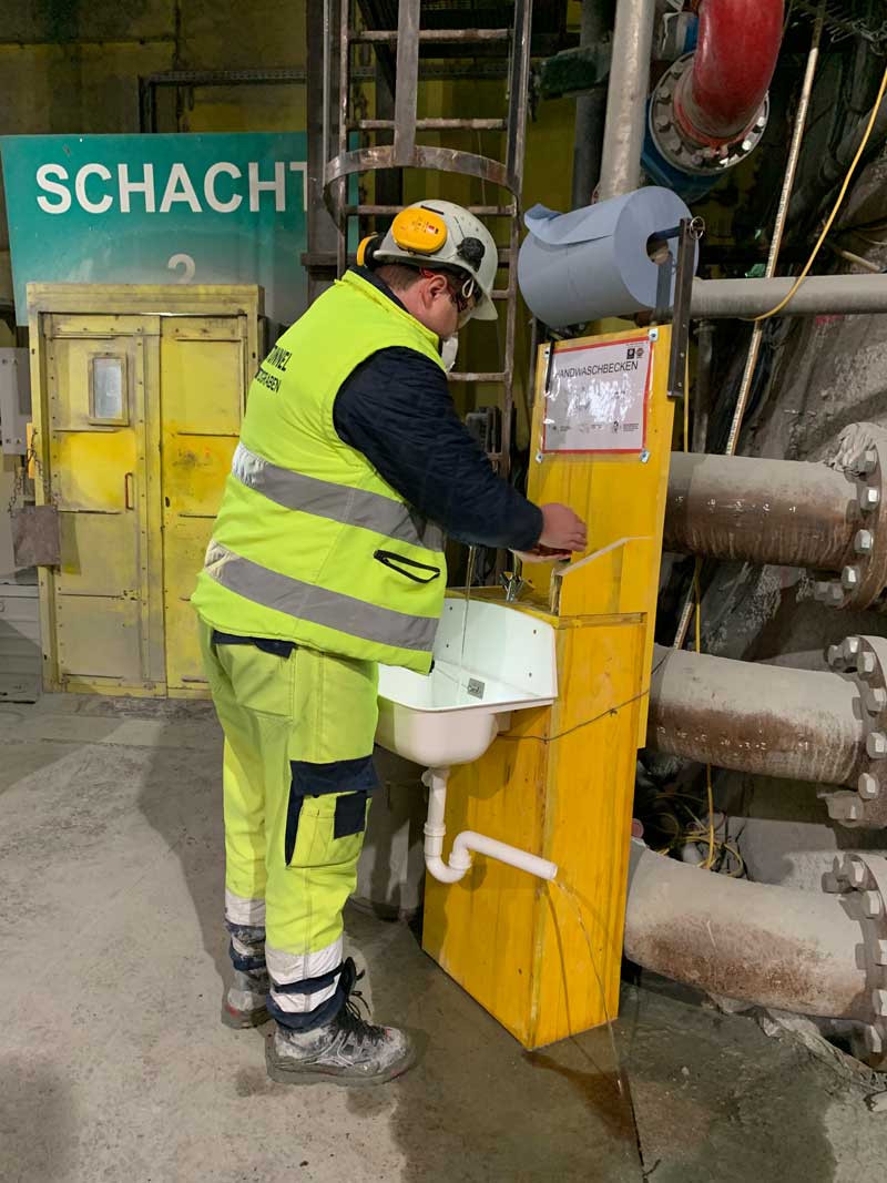"Wash station in the tunnel:  At the emergency stop on the construction site of the Semmering Basis Tunnel, we have set up a special washing station in order to be able to comply with the protective measure of repeated thorough hand washing. "